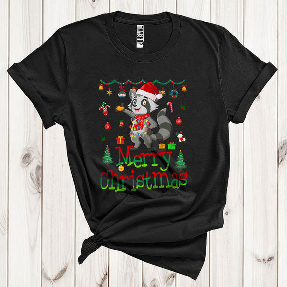 MacnyStore - Merry Christmas Cute Santa Raccoon Wearing Fall Scarf Xmas Lights Zoo Animal Lover T-Shirt
