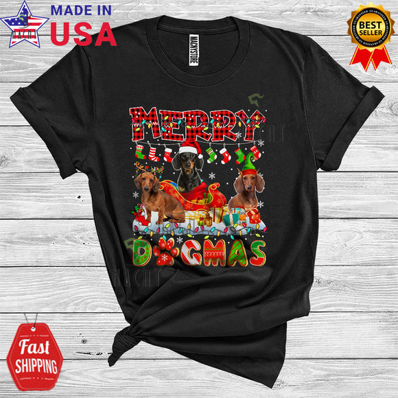 MacnyStore - Merry Xmas Dog Funny Christmas Lights Three Santa ELF Reindeer Dachshund Lover T-Shirt