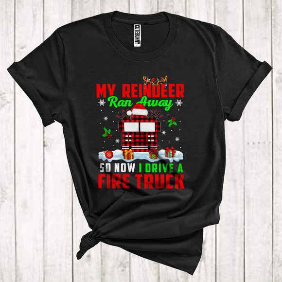 MacnyStore - My Reindeer Ran Away So Now I Drive A Fire Truck Cute Christmas Snow Red Plaid Santa Truck T-Shirt