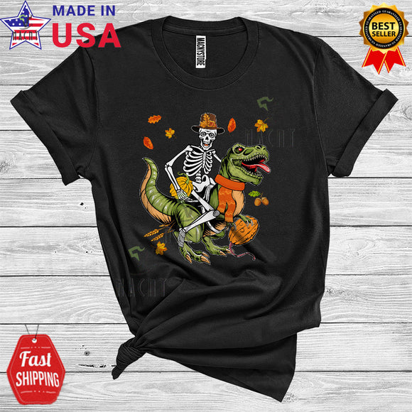 MacnyStore - Skeleton Pilgrim Riding Dinosaur Cute Thanksgiving Fall Leaves Pumpkin T-Rex Lover Kids T-Shirt