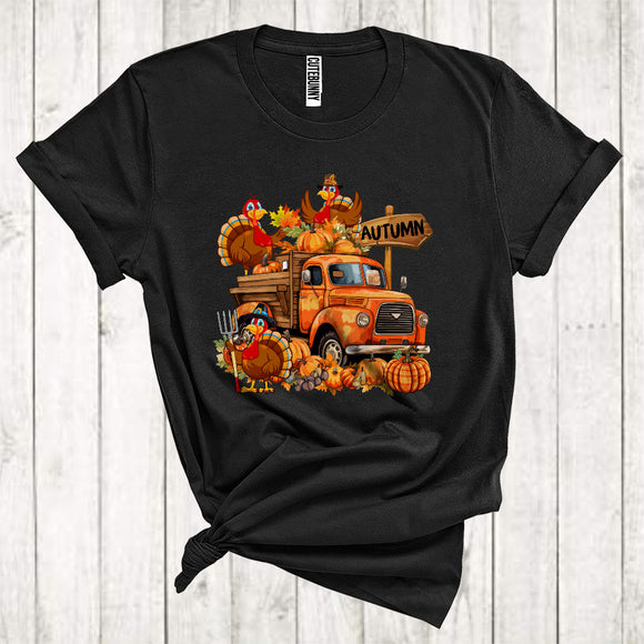 MacnyStore - Thanksgiving Fall Leaves Pumpkins Turkeys On Pickup Truck Farmer Autumn Lover T-Shirt