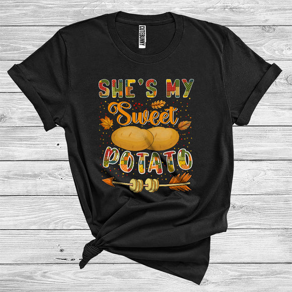 MacnyStore - Thanksgiving She's My Sweet Potato Funny Couple Family Fall Leaves Autumn Potato Lover T-Shirt