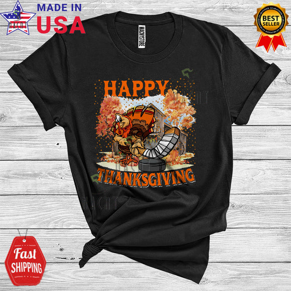 MacnyStore - Thanksgiving Turkey Playing Sport Happy Thanksgiving Cool Autumn Fall Hockey Player T-Shirt