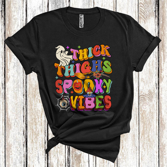 MacnyStore - Thick Thighs Spooky Vibes Cute Groovy Halloween Costume Ghost Boo Scary Eye T-Shirt