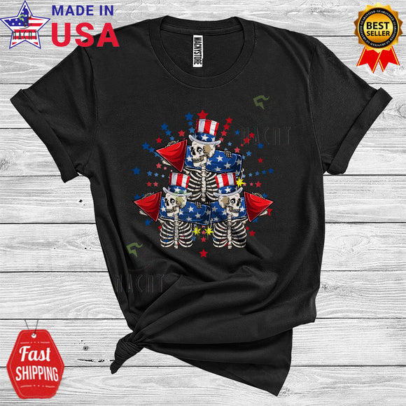 MacnyStore - Three Skeletons Patriotic Firecracker 4th Of July American Flag Matching Friends Family Group T-Shirt
