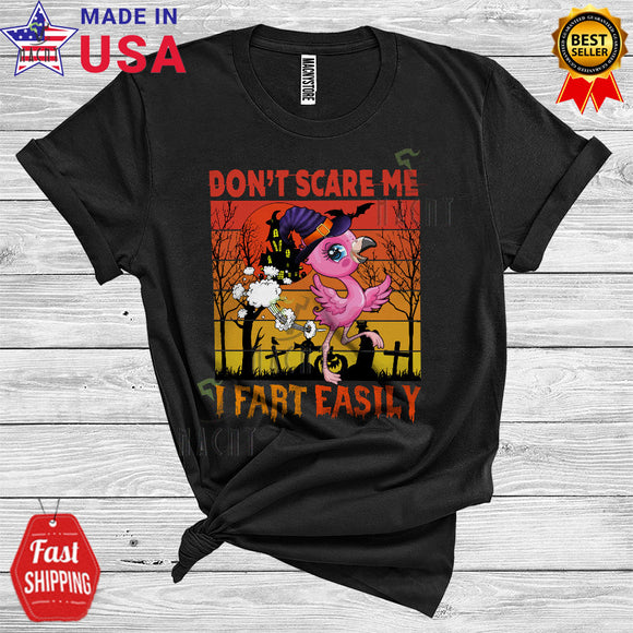 MacnyStore - Vintage Don't Scare Me I Fart Easily Funny Halloween Witch Flamingo Animal Lover T-Shirt