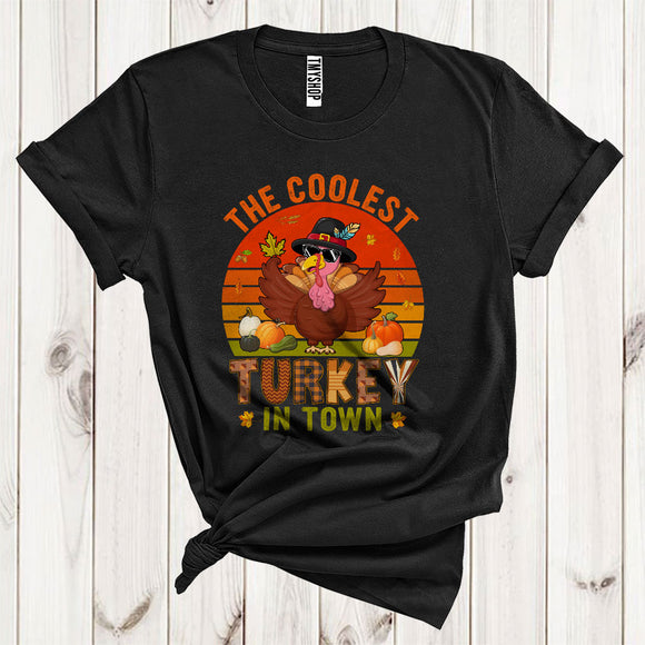 MacnyStore - Vintage Retro The Coolest Turkey In Town Funny Turkey Wearing Sunglasses Pilgrim Thanksgiving T-Shirt