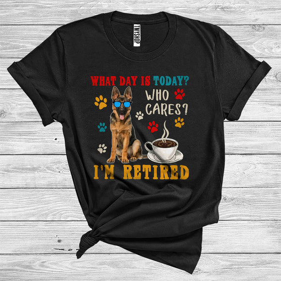 MacnyStore - Vintage What Day Is Today Who Cares I Am Retired German Shepherd Owner International Dog Day T-Shirt