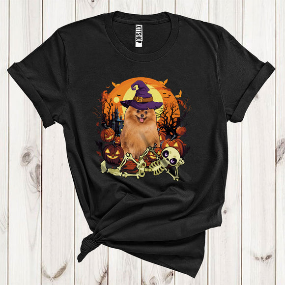 MacnyStore - Pomeranian With Scary Moon Cute Halloween Costume Witch Pomeranian Lying Skeleton T-Shirt