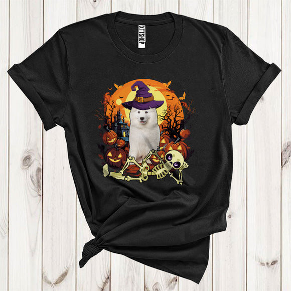 MacnyStore - Samoyed With Scary Moon Cute Halloween Costume Witch Samoyed Lying Skeleton T-Shirt