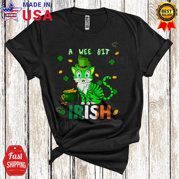 MacnyStore - A Wee Bit Irish Funny Cute St. Patrick's Day Irish Shamrocks Leprechaun Green Cat Lover T-Shirt