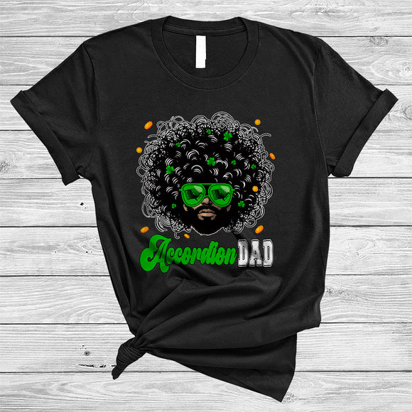 MacnyStore - Accordion Dad, Cool St. Patrick's Day Messy Afro Hair Men, Black African Musician Shamrock T-Shirt