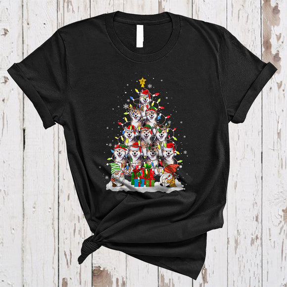 MacnyStore - Akita As Christmas Tree, Wonderful X-mas Lights Akita Lover, X-mas Snow Around Gnomes T-Shirt