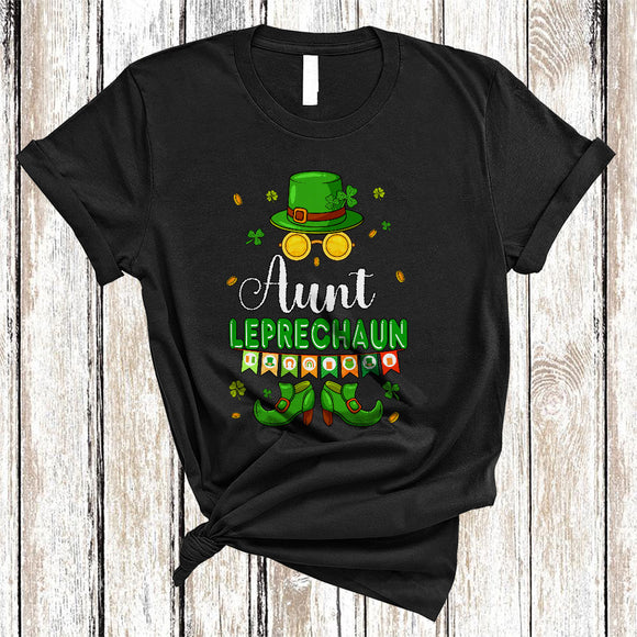 MacnyStore - Aunt Leprechaun, Wonderful St. Patrick's Day Gold Coins Glasses, Shamrock Family Group T-Shirt