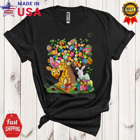 MacnyStore - Bunny Giraffe Egg Hunt With Easter Eggs Tree Funny Cool Easter Day Eggs Zoo Wild Animal Lover T-Shirt