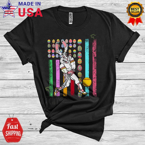 MacnyStore - Bunny Playing Softball Cool Funny Easter Eggs American Flag Matching Sport Player Team T-Shirt
