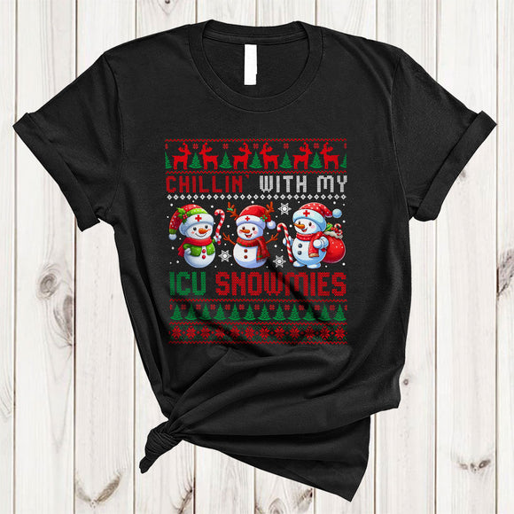 MacnyStore - Chillin' With My ICU Snowmies, Adorable Christmas Sweater Three Snowman, Nurse Group T-Shirt