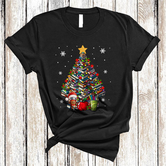 MacnyStore - Christmas Library Tree Lights, Amazing Santa Librarian Book Nerd Lover, X-mas Family Group T-Shirt