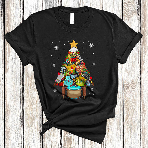 MacnyStore - Christmas Lunch Lady Tree Lights, Amazing Santa Lunch Lady Tools Lover, X-mas Family Group T-Shirt