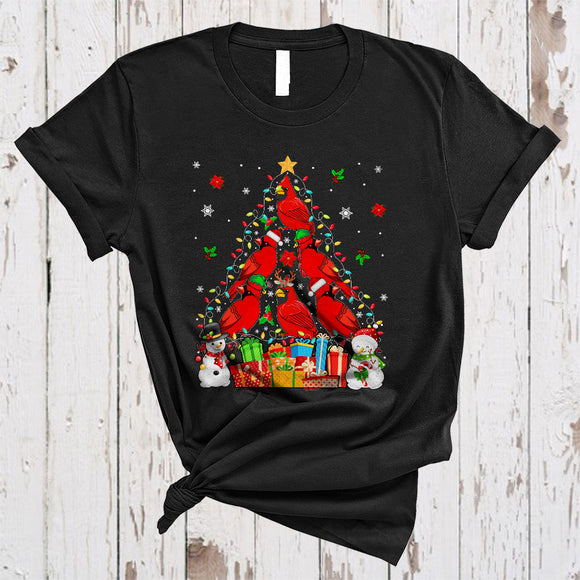 MacnyStore - Christmas Tree ELF Reindeer Santa Cardinal Bird Colorful Merry Xmas Lights Santa Snowman Bird Lover T-Shirt