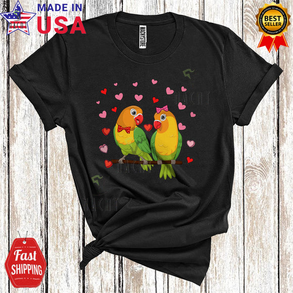 MacnyStore - Couple Parrot Birds Cool Cute Valentine's Day Hearts Matching Couple Bird Animal Lover T-Shirt