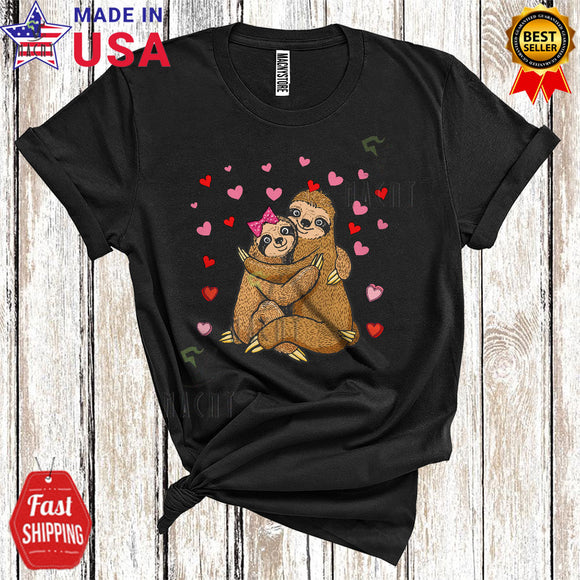 MacnyStore - Couple Sloths Cool Cute Valentine's Day Hearts Matching Couple Sloth Animal Lover T-Shirt