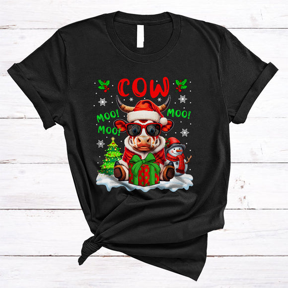 MacnyStore - Cow Moo Moo Moo, Adorable Funny Christmas Santa Cow Farmer, X-mas Farm Farmer Lover T-Shirt