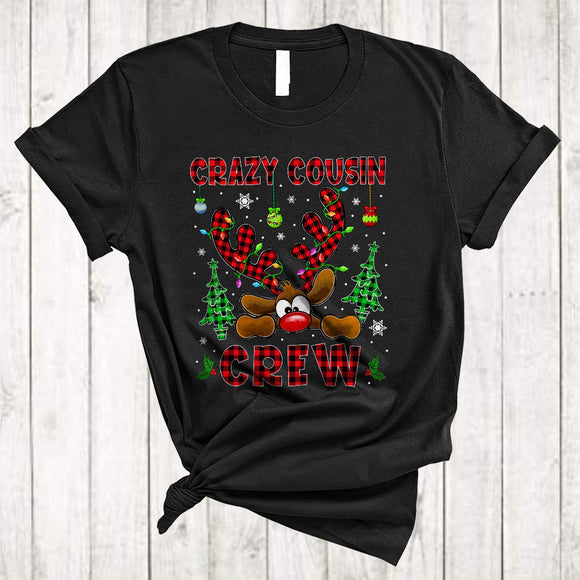 MacnyStore - Crazy Cousin Crew, Adorable Christmas Reindeer Face, Pajamas Family Group Plaid X-mas Tree T-Shirt