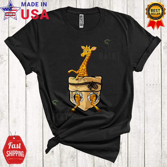 MacnyStore - Cute Giraffe In Pocket Funny Cool Zoo Animal Lover Matching Zoo Keeper Group Animal Lover T-Shirt