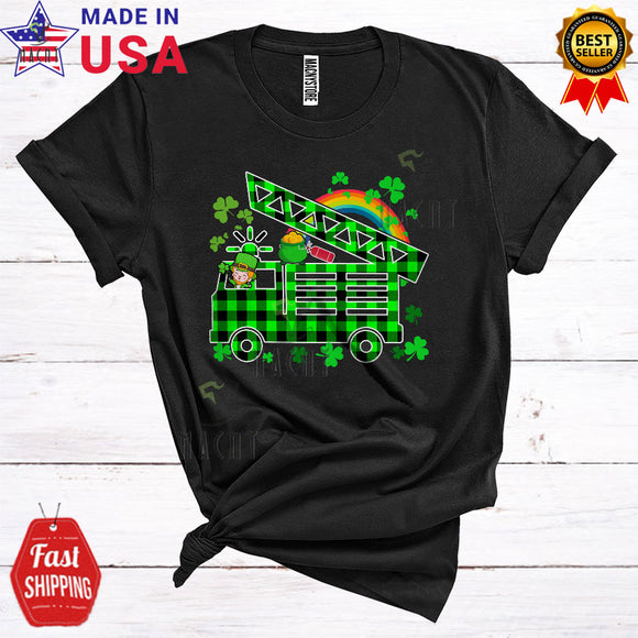 MacnyStore - Cute Leprechaun Driving Green Plaid Firetruck Cute Cool St. Patrick's Day Shamrock Leprechaun Rainbow T-Shirt