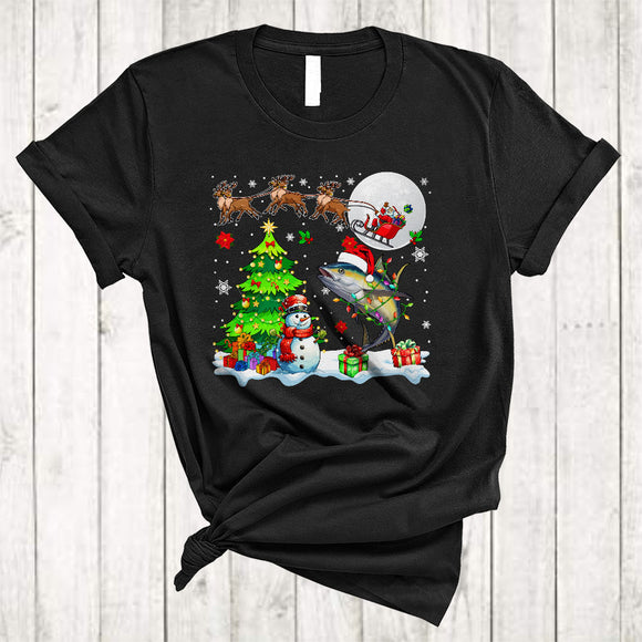 MacnyStore - Cute Tuna With Santa Sleigh Snowman, Merry Christmas Tuna Lover, X-mas Sea Animal T-Shirt
