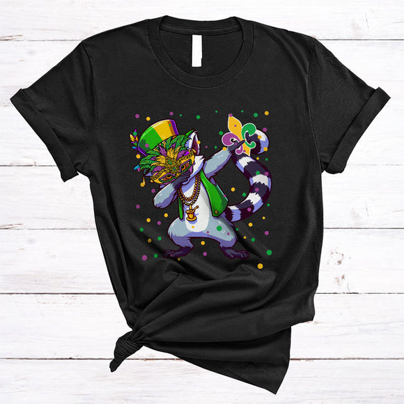 MacnyStore - Dabbing Lemur Wearing Mardi Gras Mask Beads, Lovely Mardi Gras Wild Animal, Parades Group T-Shirt