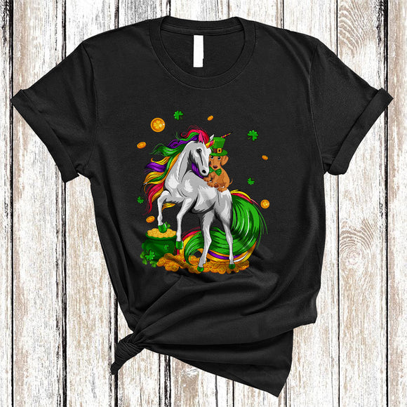 MacnyStore - Dachshund Riding Unicorn, Joyful St. Patrick's Day Magical Unicorn Lover, Lucky Shamrock T-Shirt