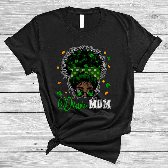 MacnyStore - Drum Mom, Cool St. Patrick's Day Messy Afro Bun Hair Women, Black African Musician Shamrock T-Shirt
