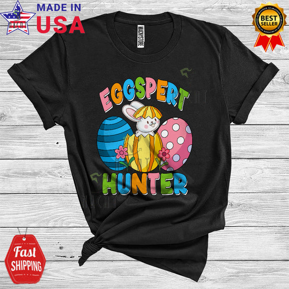 MacnyStore - Eggspert Hunting Cool Funny Easter Three Eggs Bunny In Egg Hunt Group T-Shirt