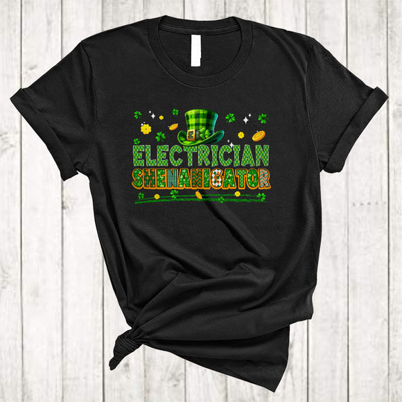 MacnyStore - Electrician Shenanigator, Wonderful St. Patrick's Day Plaid Shamrock, Lucky Irish Family Group T-Shirt