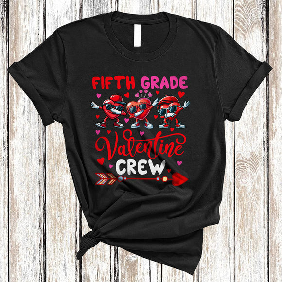 MacnyStore - Fifth Grade Valentine Crew, Adorable Valentine Three Dabbing Hearts, Student Teacher Group T-Shirt