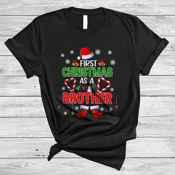 MacnyStore - First Christmas As A Brother, Cheerful X-mas Santa Candy Canes Lover, Matching Family Group T-Shirt