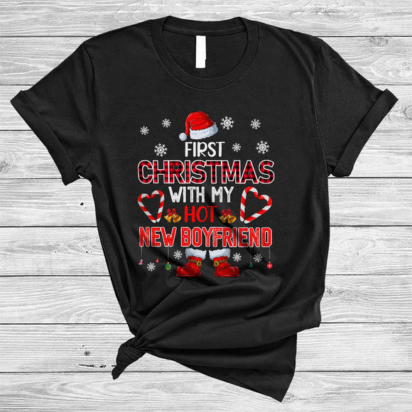 MacnyStore - First Christmas With My Hot New Boyfriend, Jolly Christmas Santa Lover, Matching X-mas Couple T-Shirt