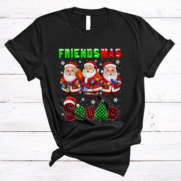 MacnyStore - Friendsmas Squad, Lovely Cool Christmas Tree Plaid Three Santa, X-mas Family Friend Group T-Shirt