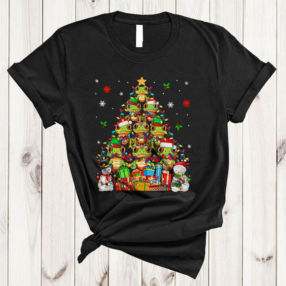 MacnyStore - Frog Christmas Tree, Adorable X-mas Lights Snow Around, Frog Animal Snowman T-Shirt