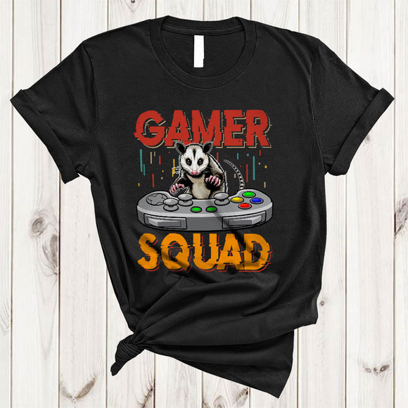 MacnyStore - Gamer Squad, Cheerful Cute Opossum Playing Video Games, Animal Lover Gaming Gamer Group T-Shirt