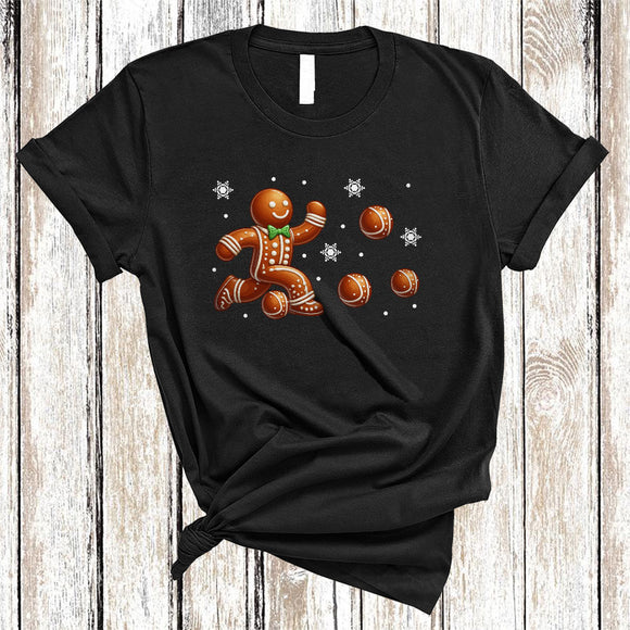 MacnyStore - Gingerbread Playing Bocce Ball, Cheerful Funny Christmas Gingerbread Sport Player, X-mas Cookies T-Shirt