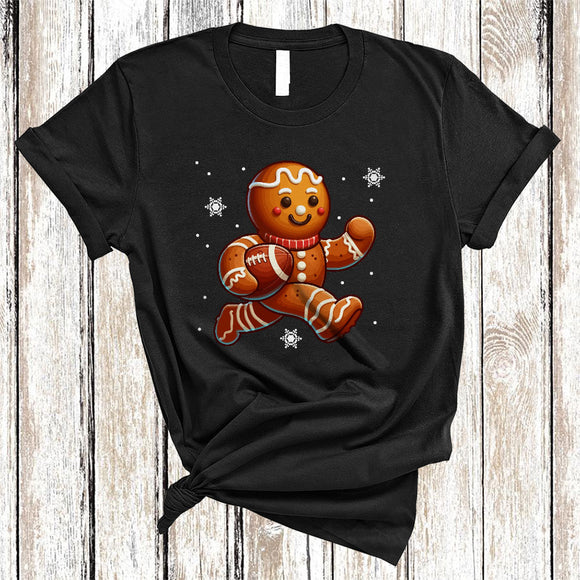 MacnyStore - Gingerbread Playing Rugby, Cheerful Funny Christmas Gingerbread Sport Player, X-mas Cookies T-Shirt
