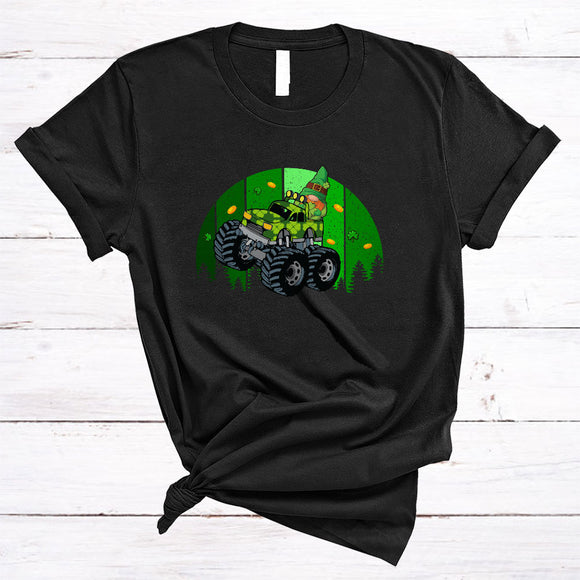 MacnyStore - Gnome Driving Monster Truck, Awesome St. Patrick's Day Vintage Retro, Gnomes Gnomies Lover T-Shirt