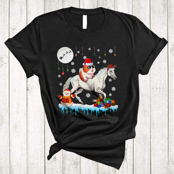MacnyStore - Guinea Pig Riding Horse Reindeer, Lovely Christmas Santa Guinea Pig, X-mas Zoo Animal Lover T-Shirt