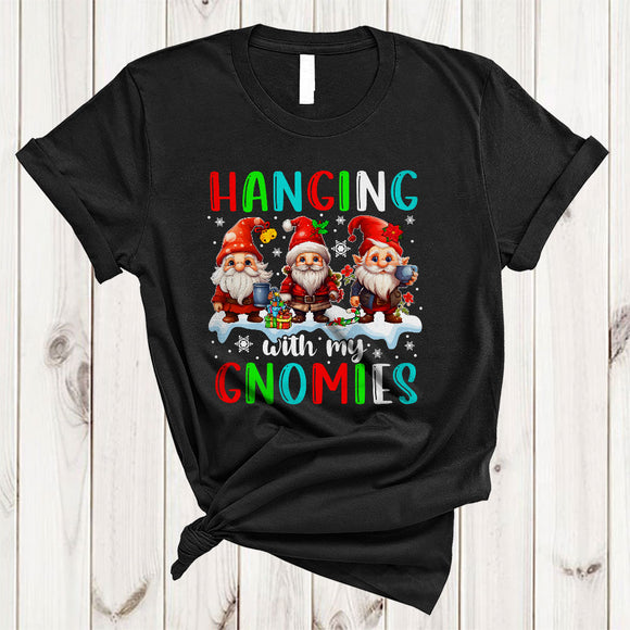 MacnyStore - Hanging With My Gnomies, Lovely Christmas Snow Three Gnomes Gnomies, X-mas Group T-Shirt