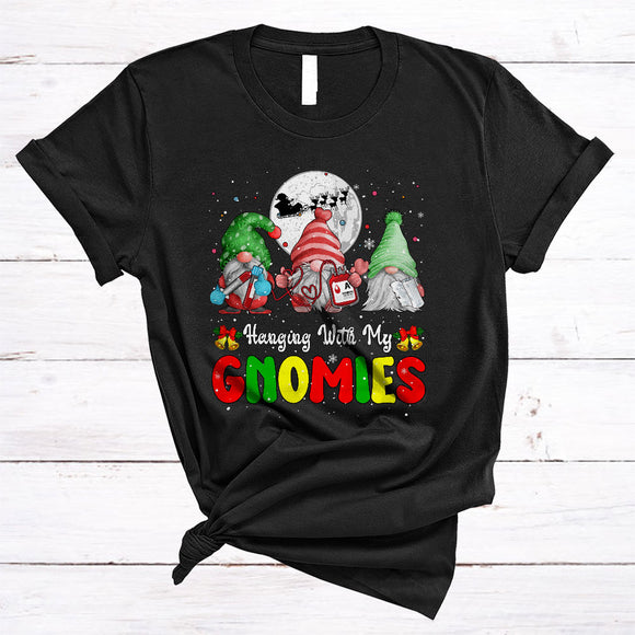 MacnyStore - Hanging With My Gnomies, Wonderful Cute Three Gnomes Phlebotomist, Matching Christmas Group T-Shirt