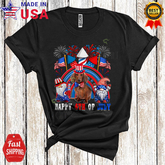 MacnyStore - Happy 4th Of July Cute Cool US Flag Rainbow Fireworks Gnomes Dachshund Lover T-Shirt
