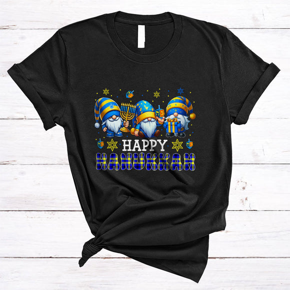 MacnyStore - Happy Hanukkah, Lovely Cool Chanukah Three Gnome Menorah Dreidel, Plaid Gnomes T-Shirt